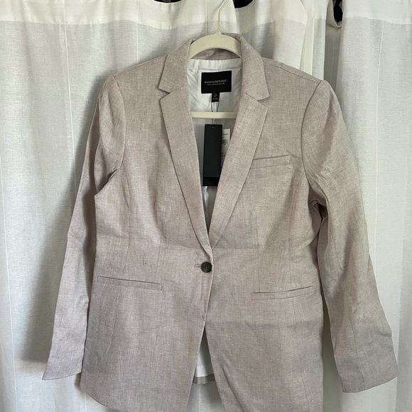 Long & Lean-Fit Linen-Cotton Blazer - Picture 1 of 2